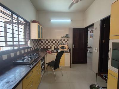 Kitchen Image of 2700 Sq.ft 4 BHK Independent House for sale in Ambawadi Ahmedabad for Rs. 55000000