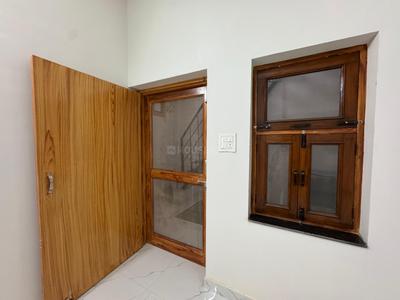 Bedroom Image of 1200 Sq.ft 2 BHK Builder Floor for rent in Shastri Nagar Meerut for Rs. 25000