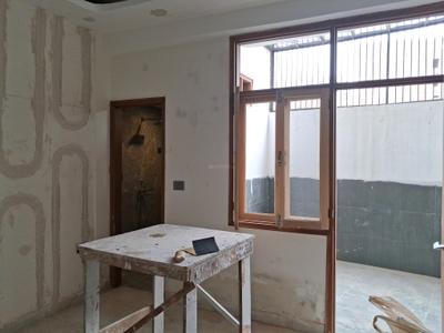 Bedroom Image of 890 Sq.ft 2 BHK Apartment / Flat for sale in Avenue 1, Sector 73 Noida for Rs. 3800000