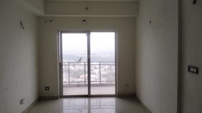 Living Room Image of 1585 Sq.ft 3 BHK Apartment / Flat for sale in DLF Capital Greens, Karampura New Delhi for Rs. 25200000