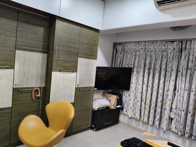 Bedroom Image of 850 Sq.ft 2 BHK Apartment / Flat for sale in Goregaon East Mumbai for Rs. 21000000