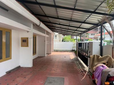 Balcony Image of 2600 Sq.ft 6 BHK Independent House for sale in Kadavanthra Kochi for Rs. 18750000