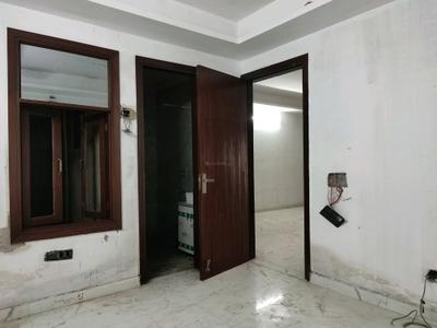Bedroom Image of 1200 Sq.ft 3 BHK Builder Floor for sale in Saket RWA, Freedom Fighters Enclave New Delhi for Rs. 7000000