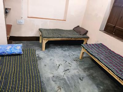 Bedroom Image of Mahi Boy's Hostel  in Digha Ghat, Patna