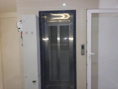 Lift Image of 1850 Sq.ft 3 BHK Builder Floor for rent in Sector 69 Gurgaon for Rs. 36000