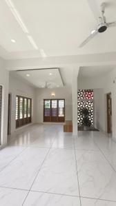 Hall Image of 2500 Sq.ft 5 BHK Independent House for sale in Kizhakkambalam Kochi for Rs. 14000000