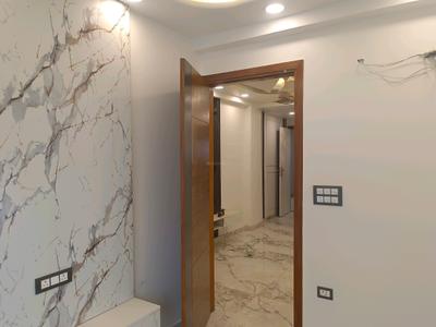 Bedroom Image of 600 Sq.ft 2 BHK Builder Floor for sale in Mahavir Enclave New Delhi for Rs. 5500000