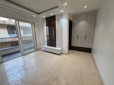 Bedroom Image of 1300 Sq.ft 3 BHK Builder Floor for sale in Raja Garden New Delhi for Rs. 23500000