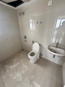 Bathroom Image of 1501 Sq.ft 3.5 BHK Apartment / Flat for sale in Primarc Southwinds, Sonarpur Kolkata for Rs. 13000000