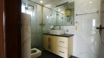 Bathroom Image of 3200 Sq.ft 3 BHK Builder Floor for rent in Sector 36 Noida for Rs. 85000
