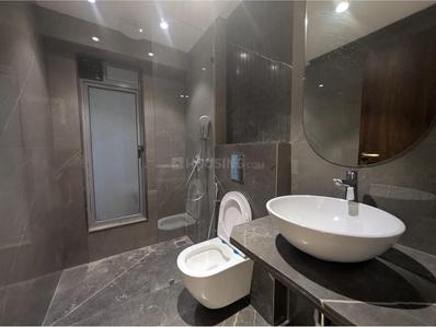 Bathroom Image of 1200 Sq.ft 3 BHK Apartment / Flat for sale in Santacruz West Mumbai for Rs. 65000000
