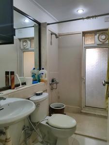 Common Bathroom Image of 874 Sq.ft 3 BHK Apartment / Flat for sale in Mulund West Mumbai for Rs. 26500000