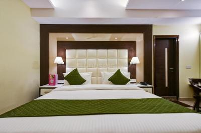 Bedroom Image of LUXURY PG in Sector 44, Gurgaon