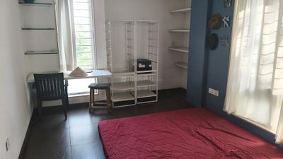 Bedroom Image of 5400 Sq.ft 4 BHK Penthouse for sale in Shivaji Nagar Pune for Rs. 60000000