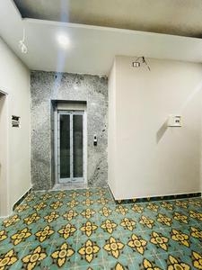 Bathroom Image of 680 Sq.ft 1 RK Builder Floor for rent in Sector 41 Gurgaon for Rs. 22000
