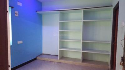 Bedroom Image of 1050 Sq.ft 2 BHK Apartment / Flat for rent in Ambapuram Vijayawada for Rs. 9500