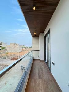 Balcony Image of 1040 Sq.ft 2 BHK Apartment / Flat for sale in Sector 110 Noida for Rs. 2800000