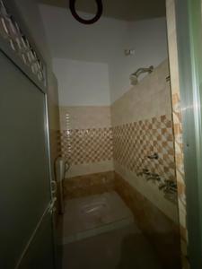 Bathroom Image of 2000 Sq.ft 2 BHK Independent House for rent in Karaundia Ayodhya for Rs. 9000