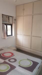 Bedroom Image of 1050 Sq.ft 2 BHK Apartment / Flat for sale in Juhu Mumbai for Rs. 50000000