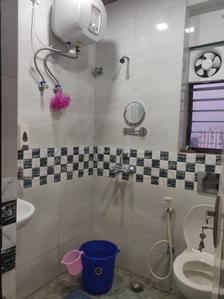 Bathroom Image of 1400 Sq.ft 3 BHK Apartment / Flat for rent in Kadamtala Siliguri for Rs. 25100