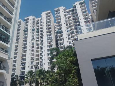 Image of 1775 Sq.ft 3.5 BHK Apartment / Flat for sale in Gomti Nagar Extension, Lucknow for Rs. 9700000