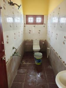 Bathroom Image of 1350 Sq.ft 3 BHK Duplex for rent in Avalapalli Hosur for Rs. 25000