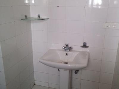 Bathroom Image of 1700 Sq.ft 3 BHK Apartment / Flat for sale in Dhakoli Zirakpur for Rs. 9000000