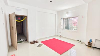 Bedroom Image of 1250 Sq.ft 2 BHK Apartment / Flat for rent in Teghoria Kolkata for Rs. 18000