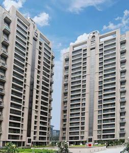 Image of 3650 Sq.ft 3 BHK Apartment / Flat for sale in Panchshil One North, Magarpatta City, Pune for Rs. 48500000