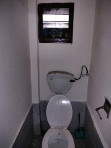 Common Bathroom One Image of 450 Sq.ft 1 BHK Apartment / Flat for sale in Sector 23B Dwarka New Delhi for Rs. 4800000