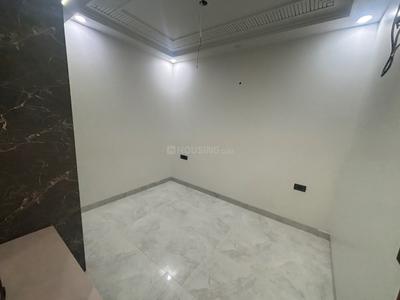 Bedroom Image of 820 Sq.ft 2 BHK Apartment / Flat for sale in Vikaspuri New Delhi for Rs. 9000000