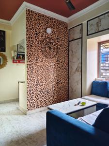 Living Room Image of 720 Sq.ft 2 BHK Apartment / Flat for sale in Lake Gardens Kolkata for Rs. 4200000