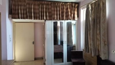 Bedroom Image of 1475 Sq.ft 3 BHK Apartment / Flat for rent in Supreme Enclave, Mayur Vihar Phase 1 New Delhi for Rs. 48000