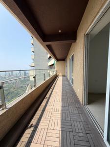 Balcony Image of 2400 Sq.ft 4 BHK Apartment / Flat for sale in Lokhandwala Minerva, Worli Mumbai for Rs. 115000000