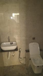 Bathroom Image of 2850 Sq.ft 3 BHK Apartment / Flat for rent in Nikol Ahmedabad for Rs. 25000