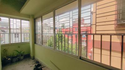 Balcony Image of 700 Sq.ft 2 BHK Apartment / Flat for sale in Airport Gate no. 1 Kolkata for Rs. 2400000