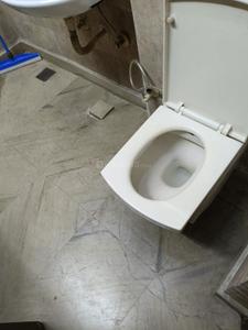 Bathroom Image of 1200 Sq.ft 2 BHK Apartment / Flat for sale in Jangpura New Delhi for Rs. 6500000