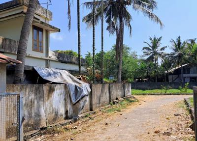 Image of 250 Sq.ft Residential Plot / Land for sale in Eroor, Kochi for Rs. 6700000