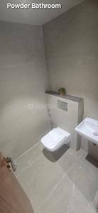 Bathroom Image of 2000 Sq.ft 4 BHK Apartment / Flat for sale in Chembur Mumbai for Rs. 72500000