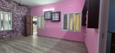 Bedroom Image of 700 Sq.ft 2 BHK Builder Floor for rent in Ekkatuthangal Chennai for Rs. 25000