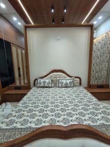 Bedroom Image of 4800 Sq.ft 5 BHK Apartment / Flat for sale in Vastrapur Ahmedabad for Rs. 50000000