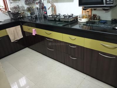 Kitchen Image of 1080 Sq.ft 3 BHK Apartment / Flat for sale in Rajbansi Nagar Patna for Rs. 9500000