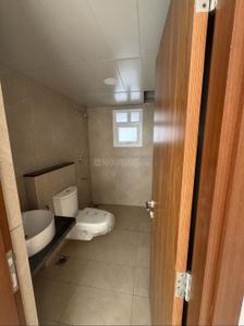 Bathroom Image of 1400 Sq.ft 3 BHK Apartment / Flat for sale in Prestige Green Gables, Panathur Bengaluru for Rs. 32000000