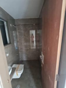 Bathroom Image of 905 Sq.ft 2 BHK Apartment / Flat for sale in Gami And Jaydeep Elanza, Chembur Mumbai for Rs. 18500000