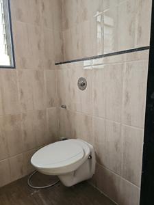 Common Bathroom One Image of 620 Sq.ft 1.5 BHK Apartment / Flat for sale in VTP Purvanchal, Kesnand Pune for Rs. 3700000