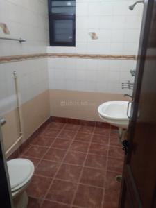 Bathroom Image of 3250 Sq.ft 3 BHK Builder Floor for rent in Sector 31 Faridabad for Rs. 38000
