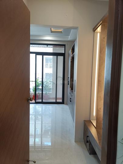 Shyam aangan Main Image 1