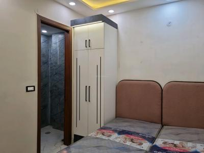 Bedroom Image of 550 Sq.ft 2 BHK Apartment / Flat for sale in Hans Builders Floor, Razapur Khurd New Delhi for Rs. 3300000