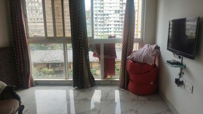 Living Room Image of 1200 Sq.ft 3 BHK Apartment / Flat for rent in Raheja Ridgewood, Goregaon East Mumbai for Rs. 130000