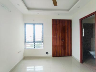 Bedroom Image of 1100 Sq.ft 3 BHK Apartment / Flat for rent in Unimark Lakewood Estate, New Garia Kolkata for Rs. 44000